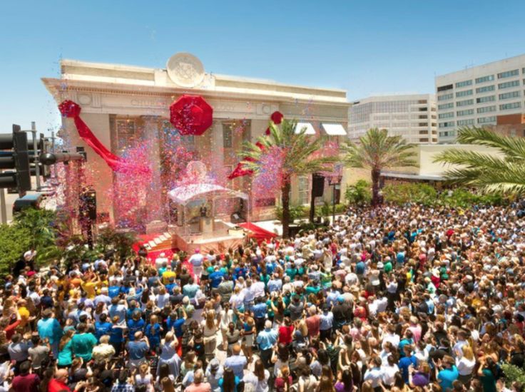 MAGIC FX Stadium Blaster Confetti Cannon - Image 4