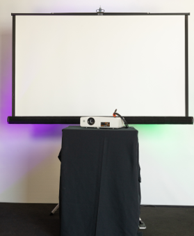 #18 – Projector Package 6ft Screen