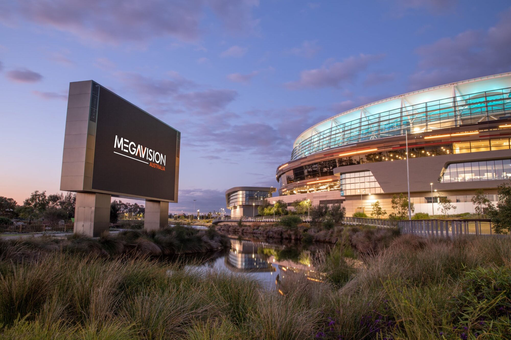 Large Format LED Screens Commercial